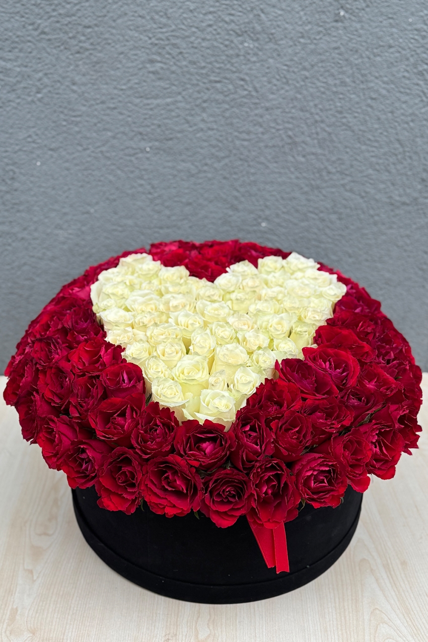 Yuvarlak Kutuda Kalp